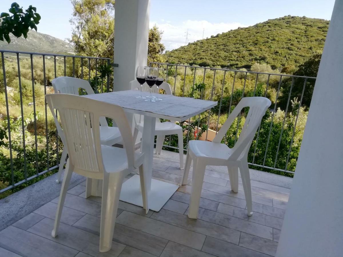 In Campagna Da Nino Hotel Olbia Exterior photo